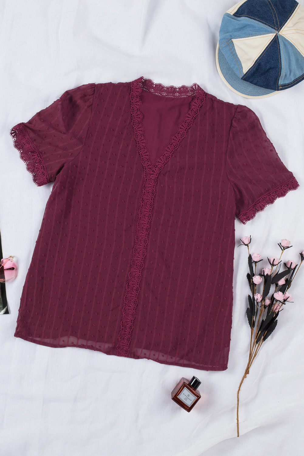 Wine Red Lace Splicing V-Neck Swiss Dot Short Sleeve Top